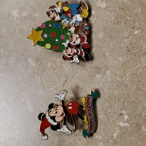 Mickey Christmas pins